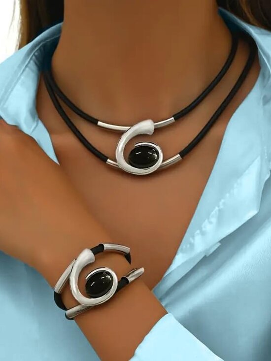 Gold Jewelry Set, Bohemian Double-Layer Black Rope With Oval Black Acrylic Penda - Picture 7 of 7